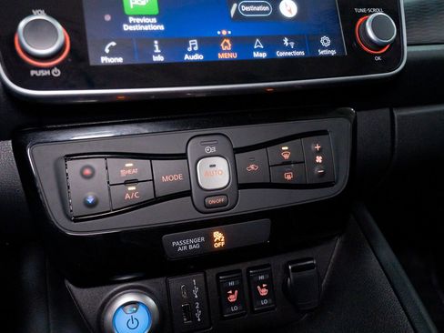 Used 2025 Nissan Leaf SV Plus image 37