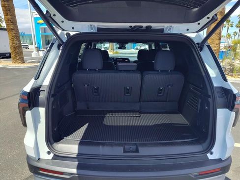 New 2026 Chevrolet Traverse LT FWD image 8
