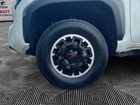 Used 2024 Toyota Tacoma TRD Off-Road AWD/4WD image 14
