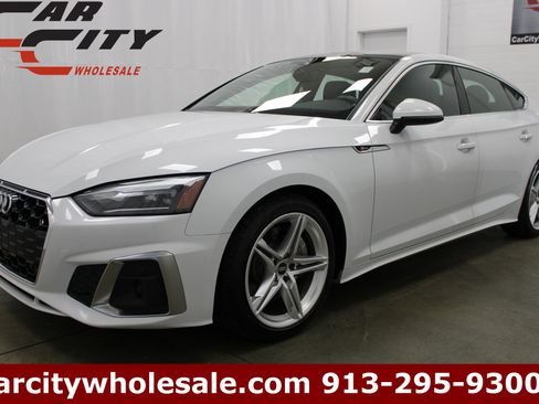 Used 2022 Audi A5 2.0T Premium image 1