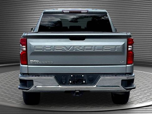 Used 2023 Chevrolet Silverado 1500 LT AWD/4WD image 5