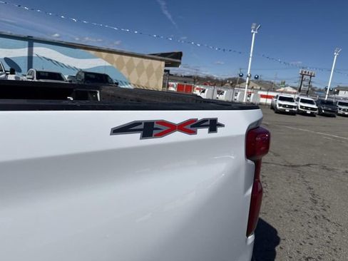 Used 2025 Chevrolet Silverado 1500 RST image 14
