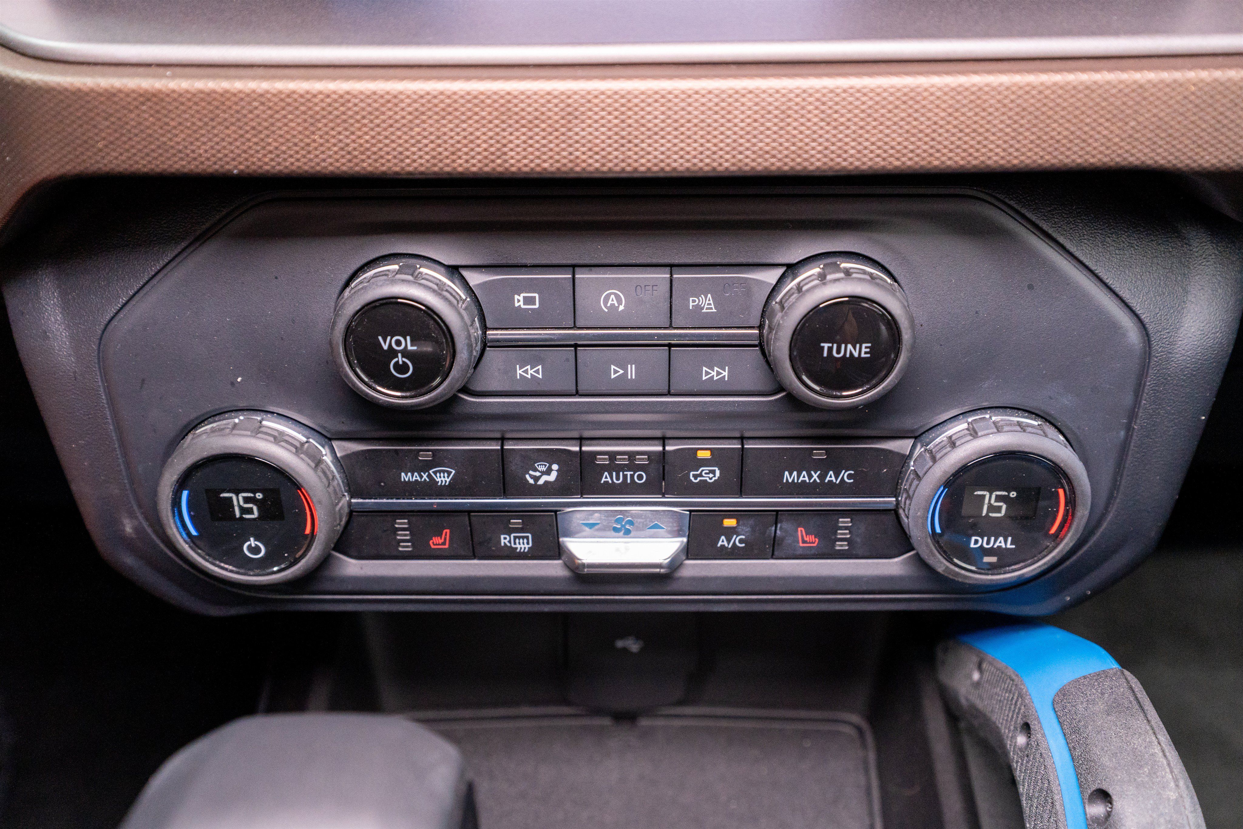 Used 2023 Ford Bronco Outer Banks AWD/4WD image 23
