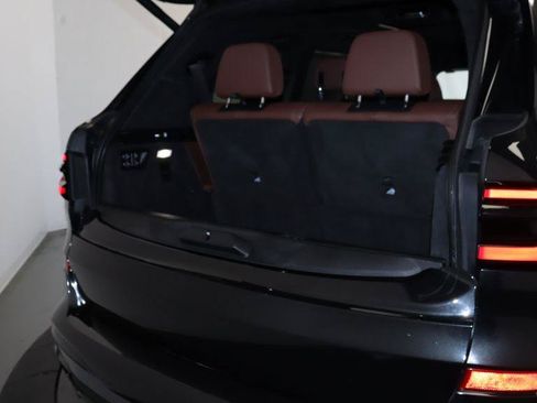 Used 2026 BMW X7 M60i AWD/4WD image 26
