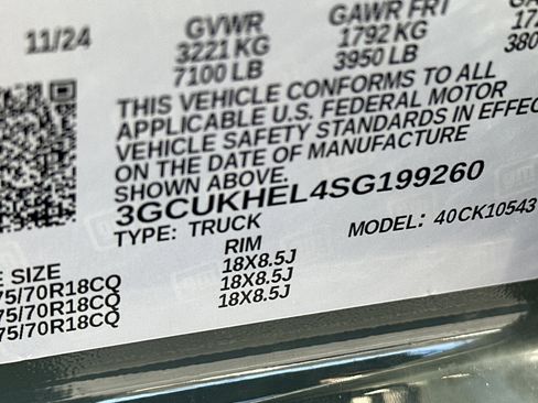 Certified 2025 Chevrolet Silverado 1500 ZR2 w/ Technology Package image 34