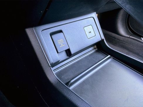 Used 2025 Acura RDX w/ Technology Package image 15