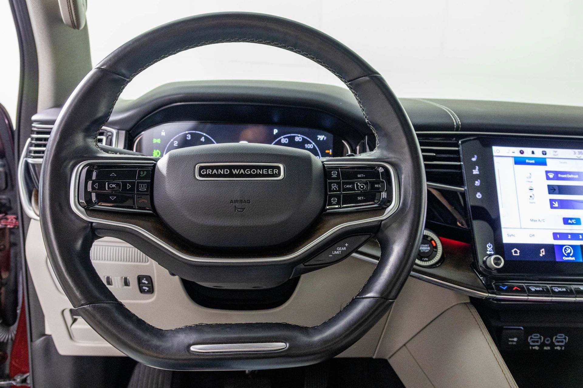 Used 2022 Jeep Grand Wagoneer Series I AWD/4WD image 34