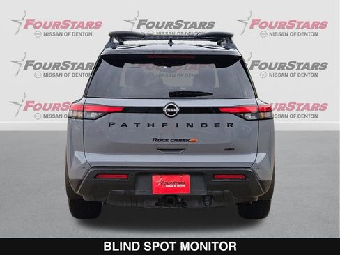 Used 2024 Nissan Pathfinder Rock Creek AWD/4WD image 5
