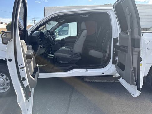 Used 2018 Ford F150 XL w/ Equipment Group 101A Mid image 8
