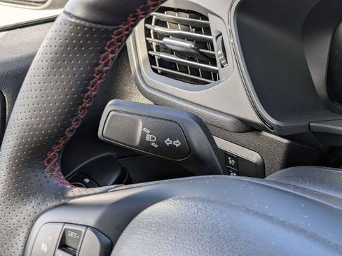 Certified 2025 Ford Escape ST-Line Select AWD/4WD image 26