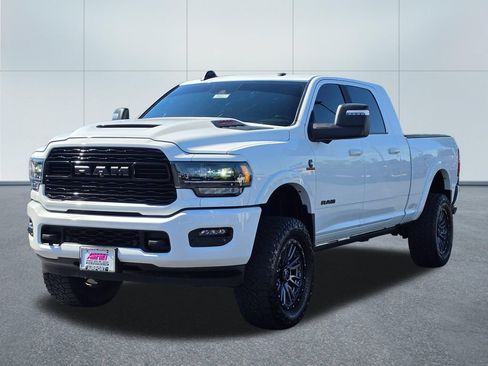 Used 2023 RAM 2500 Limited AWD/4WD image 1