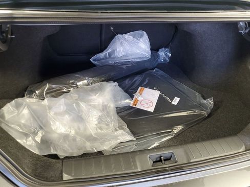 New 2025 Nissan Sentra S image 32