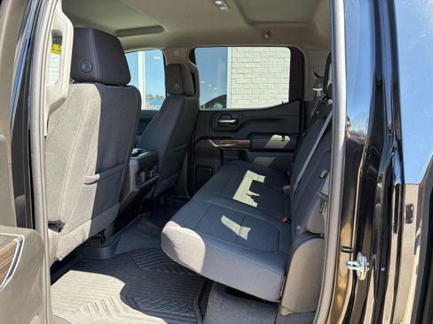 Used 2022 Chevrolet Silverado 1500 LT Trail Boss w/ Bed Protection Package image 18