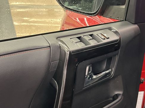 Used 2024 Toyota 4Runner TRD Off-Road image 12