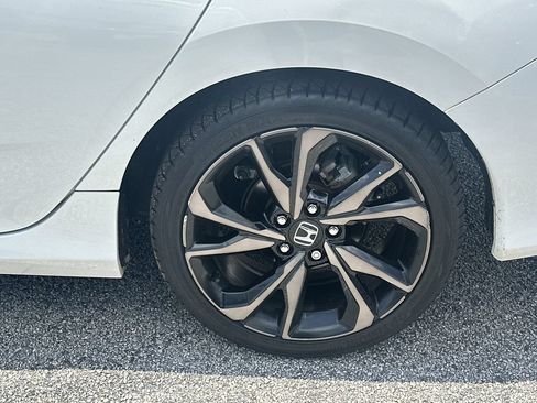 Used 2019 Honda Civic Sport image 19