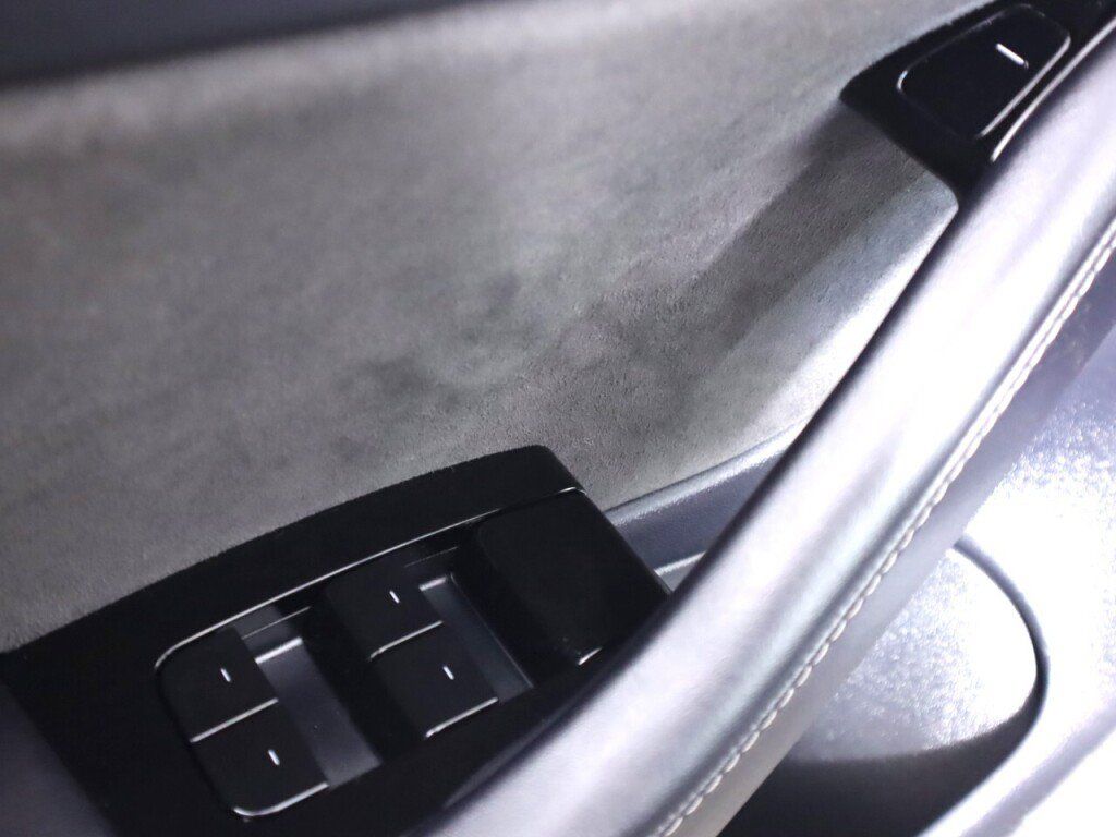 Used 2018 Tesla Model 3 Long Range RWD image 25