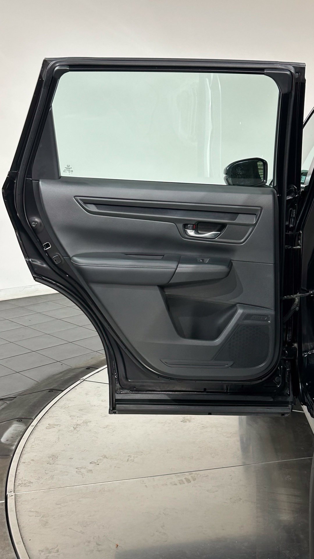 Used 2023 Honda CR-V LX image 39