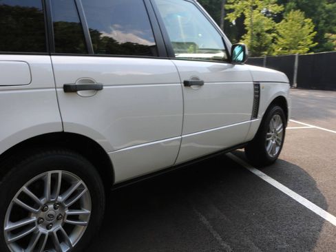 Used 2011 Land Rover Range Rover HSE AWD/4WD image 33