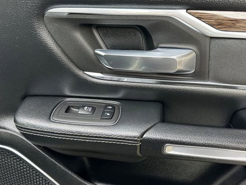 Used 2019 RAM 1500 Laramie image 21