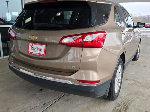 Used 2018 Chevrolet Equinox LT w/ Sun & Infotainment Package image 12
