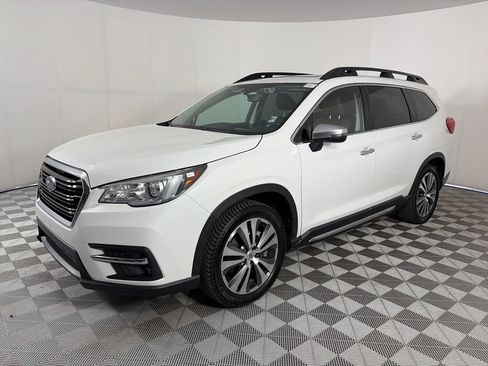 Used 2019 Subaru Ascent Touring AWD/4WD image 3