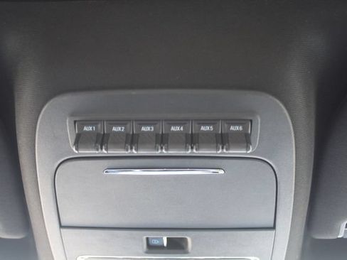 Used 2023 Ford F250 Lariat w/ Lariat Ultimate Package AWD/4WD image 35