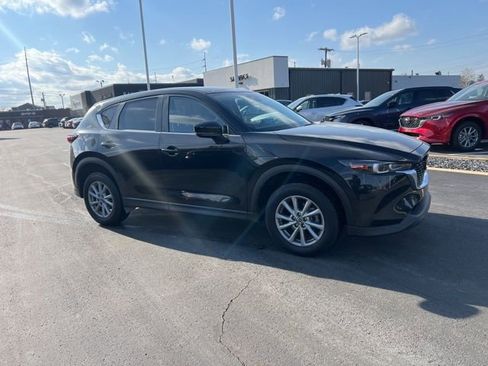 Used 2023 MAZDA CX-5 AWD 2.5 S w/ Preferred Package image 3