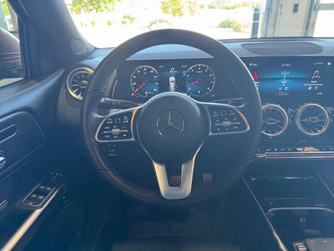 Certified 2023 Mercedes-Benz GLB 250 4MATIC image 9
