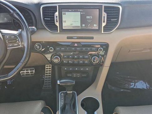 Used 2018 Kia Sportage SX image 12