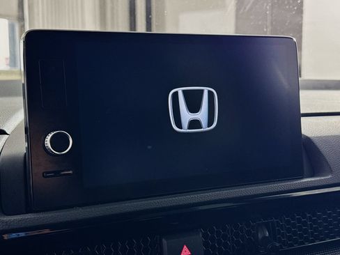 Used 2024 Honda CR-V Sport Touring image 17
