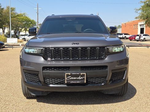 Used 2023 Jeep Grand Cherokee L Laredo AWD/4WD image 10