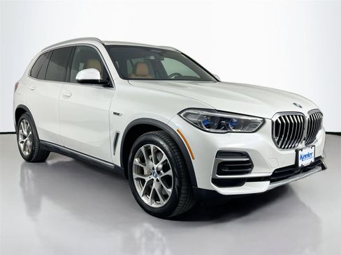 Used 2023 BMW X5 xDrive45e w/ Executive Package image 8
