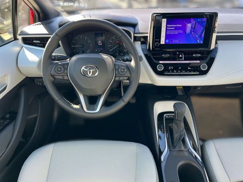 New 2026 Toyota Corolla SE image 18