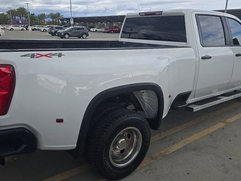 Used 2022 Chevrolet Silverado 3500 W/T w/ WT Convenience Package AWD/4WD image 2