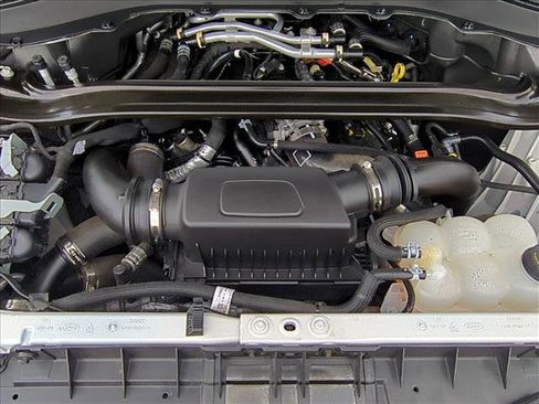 Used 2023 Ford Explorer King Ranch w/ Technology Package image 23