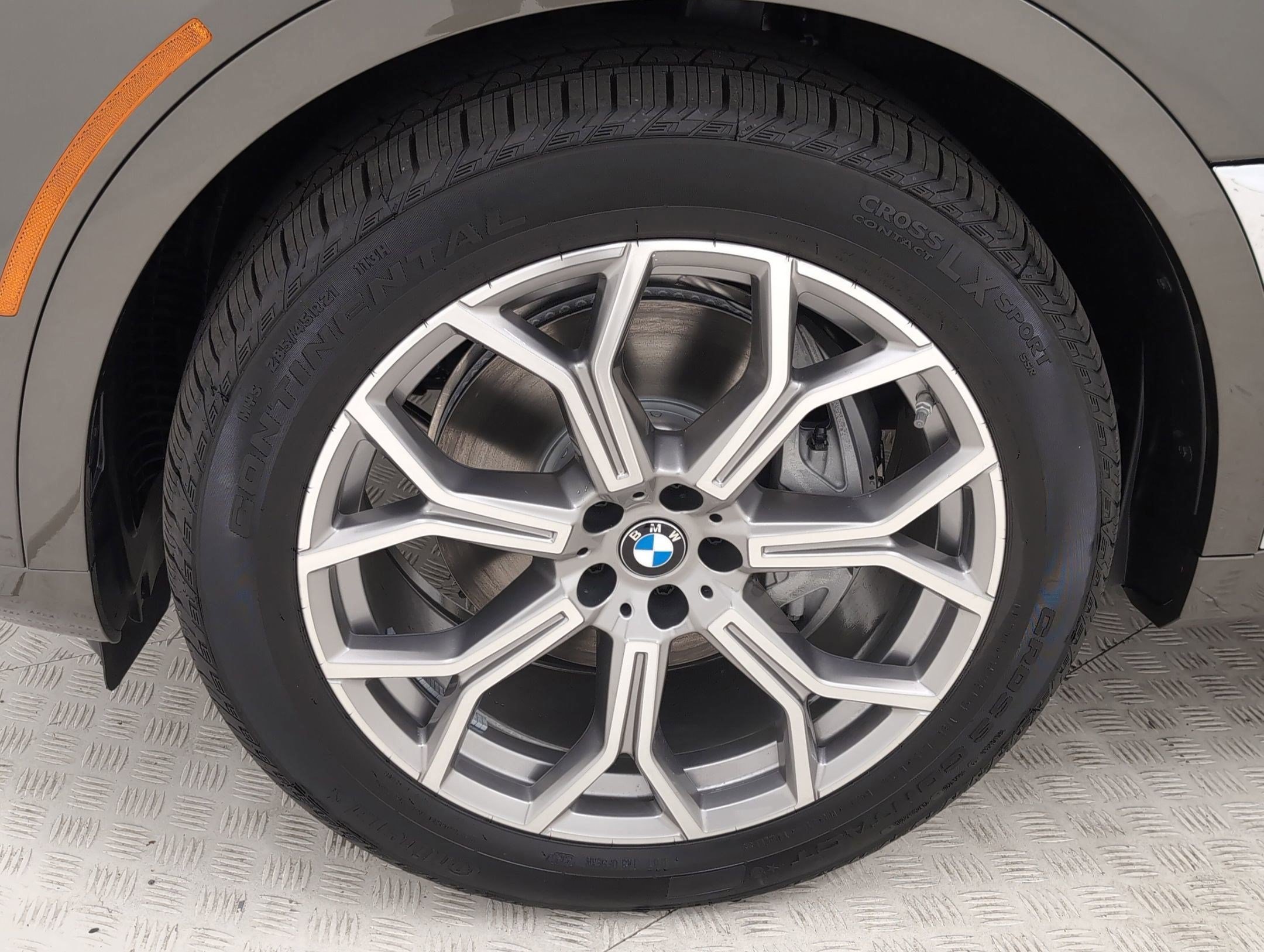 Used 2026 BMW X7 xDrive40i AWD/4WD image 11