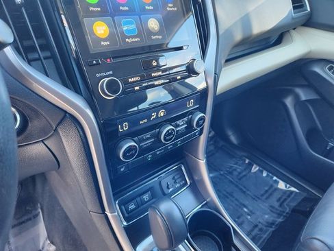 Used 2021 Subaru Ascent Limited w/ Popular Package #2A image 18