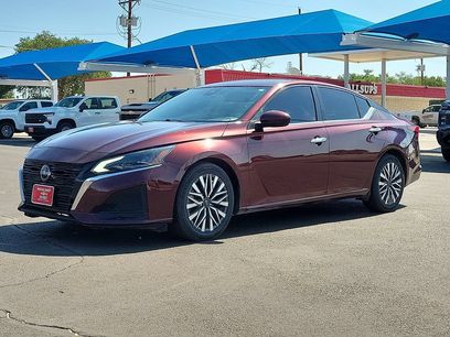 Used 2023 Nissan Altima 2.5 SV