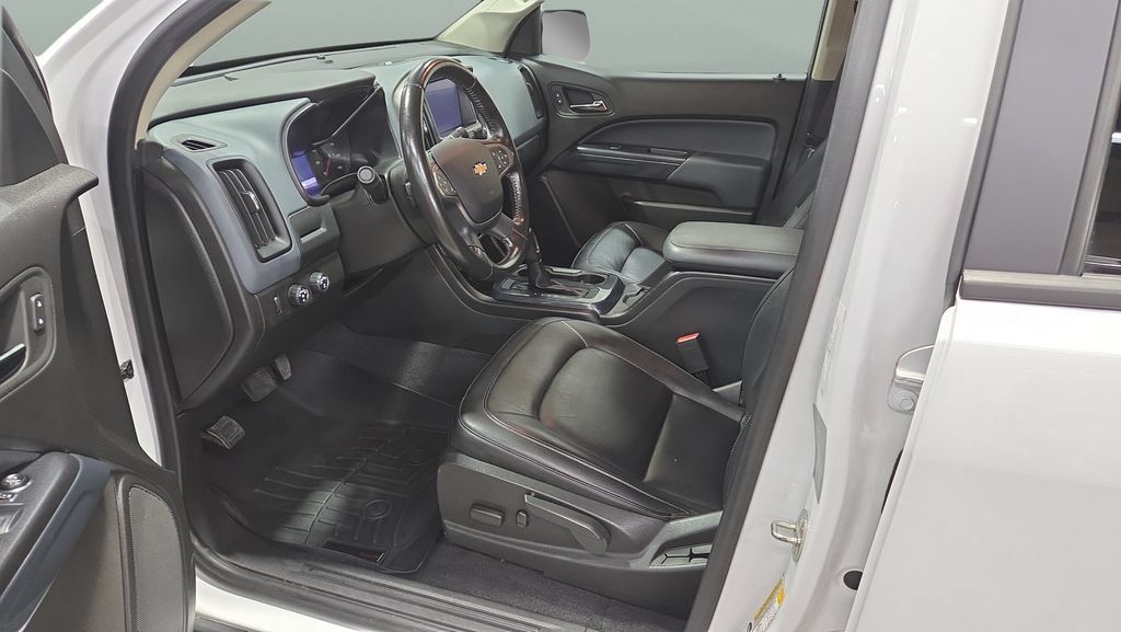 Used 2020 Chevrolet Colorado Z71 AWD/4WD image 8