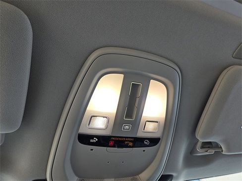 New 2025 Volvo XC90 T8 Plus w/ Protection Package Premier image 40