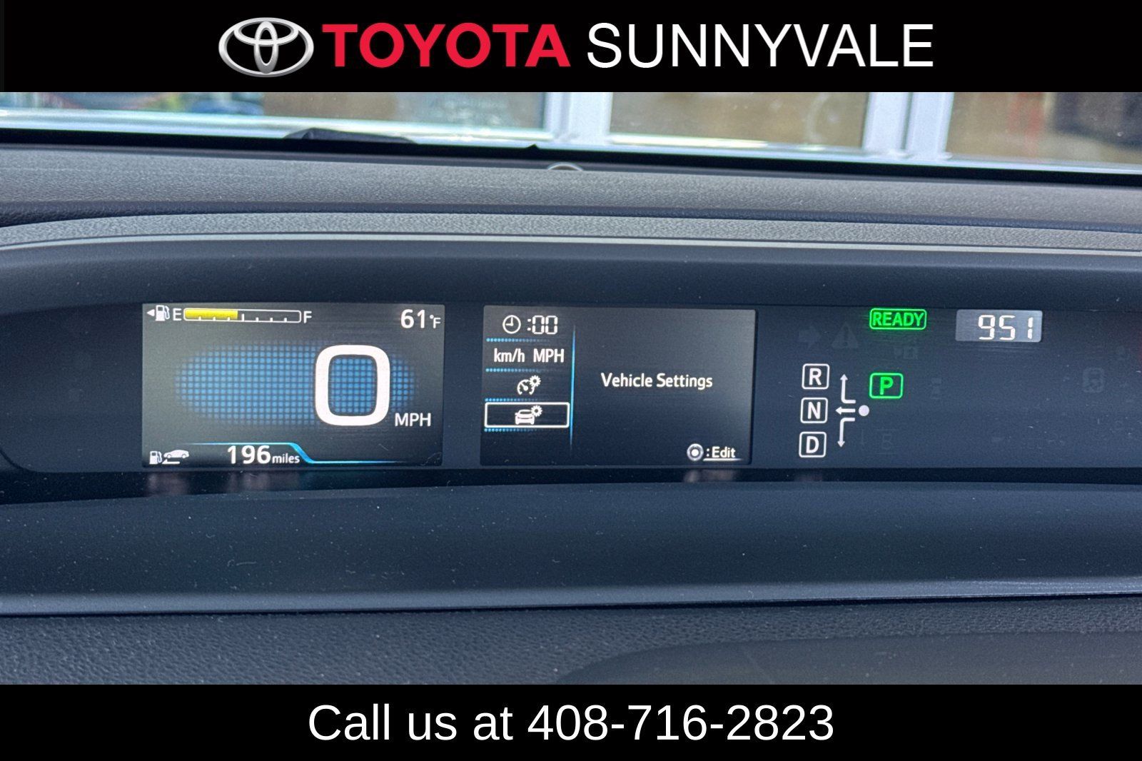 Used 2018 Toyota Prius Four Touring w/ Premium Convenience Package FWD image 30