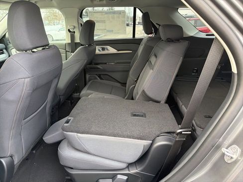 New 2026 Ford Explorer Active image 7