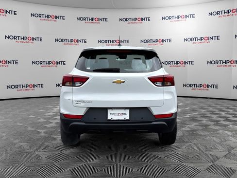 Used 2023 Chevrolet TrailBlazer LS AWD/4WD image 5