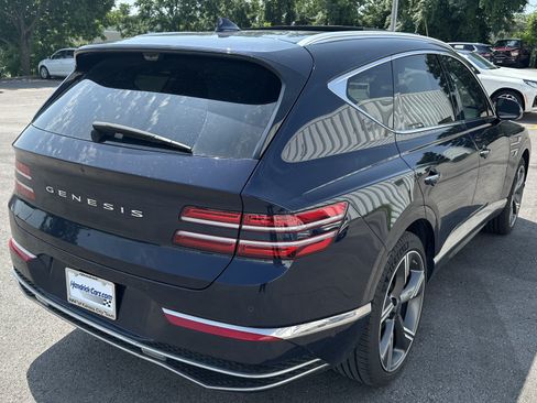 Used 2025 Genesis GV80 3.5T Prestige AWD/4WD image 9