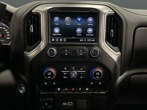 Used 2022 Chevrolet Silverado 2500 LT w/ Convenience Package image 8