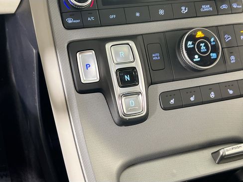 Used 2023 Hyundai Palisade Limited AWD/4WD image 17
