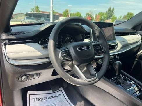 Used 2023 Jeep Compass Limited AWD/4WD image 23