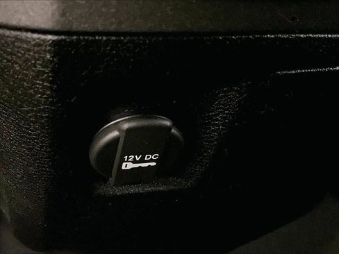 Used 2019 RAM 1500 Express w/ Express Value Package image 31