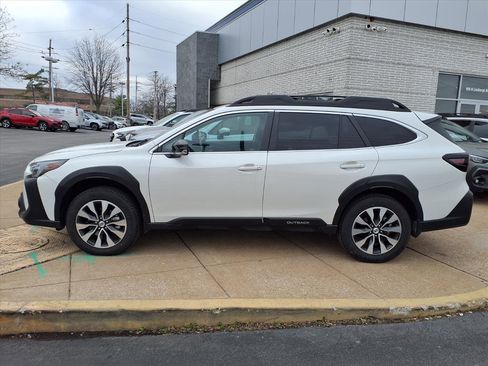 Certified 2025 Subaru Outback Limited image 18