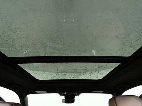 New 2026 Chevrolet Suburban High Country image 22